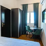 Laurel Apartman *
