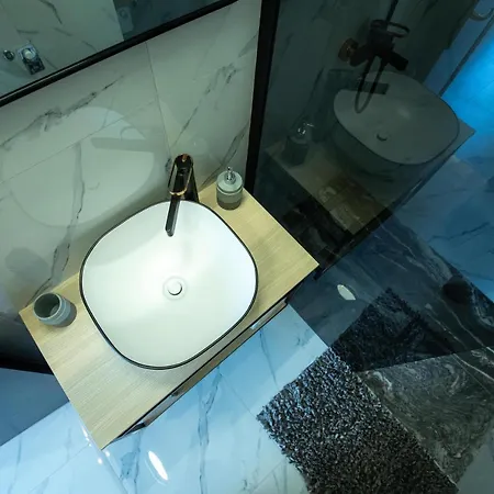 Laurel Apartman Zára